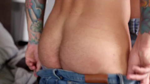 Next Door Originals - Seth Knight plus Michael Del Ray kissing