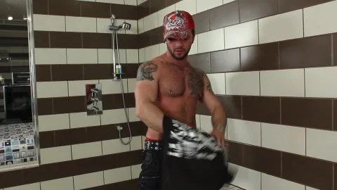 maskurbate: A Raw, Raunchy Night With Manuel's Dildo